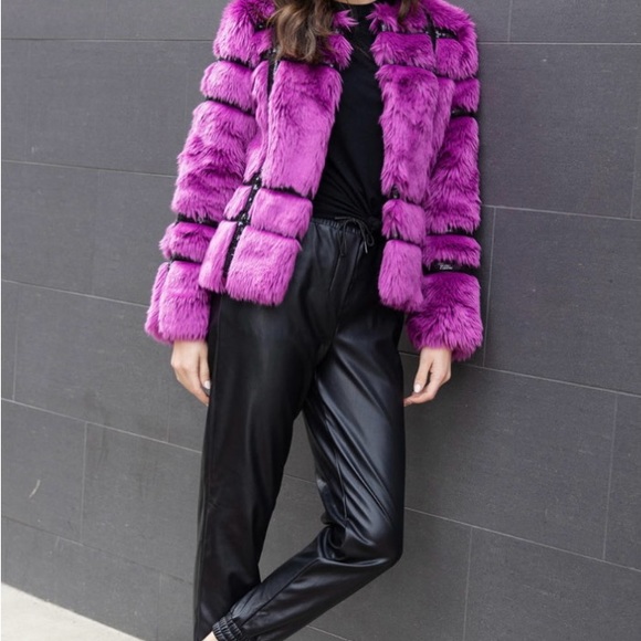 Orchid Magenta Faux Fur Style Starter Sequin Jacket - Picture 6 of 6